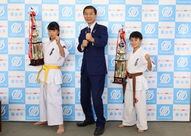 ワールド極真会館、垂水道場全九州空手道選手権で2人優勝！