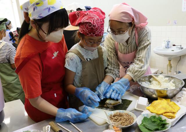 食生活改善推進員による親子料理教室