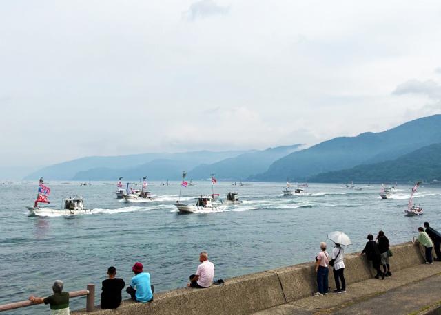 牛根海まつり『えびす祭』を開催