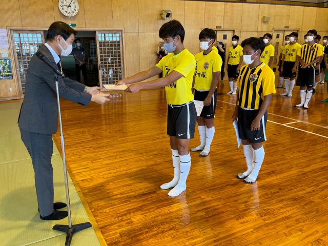 令和4年7月29日（金曜日）鹿児島実業高校サッカー部合宿歓迎セレモニー3