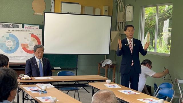 令和7年9月28日（日曜日）岳野における森山ひろし衆議院議員の国政報告会1