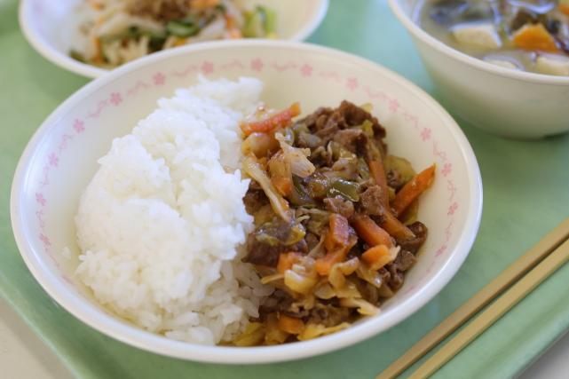 令和7年11月7日（金曜日)学校給食献立（ふるさと納税関係）における食材の無償提供3