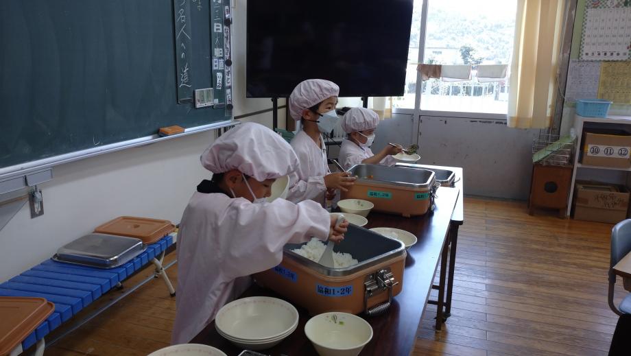 2025年5月22日_kyuushoku1