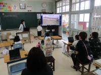 低学年授業参観