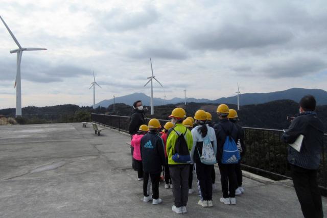 風力発電の謎に迫る再生可能エネルギーの出前授業