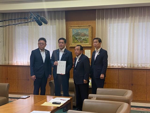 令和7年5月12日（月曜日）鹿児島県市長会要望活動1