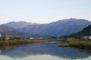垂水から見た高隅連山