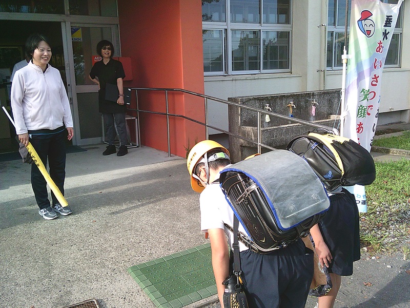 あいさつ運動登校指導強調週間3